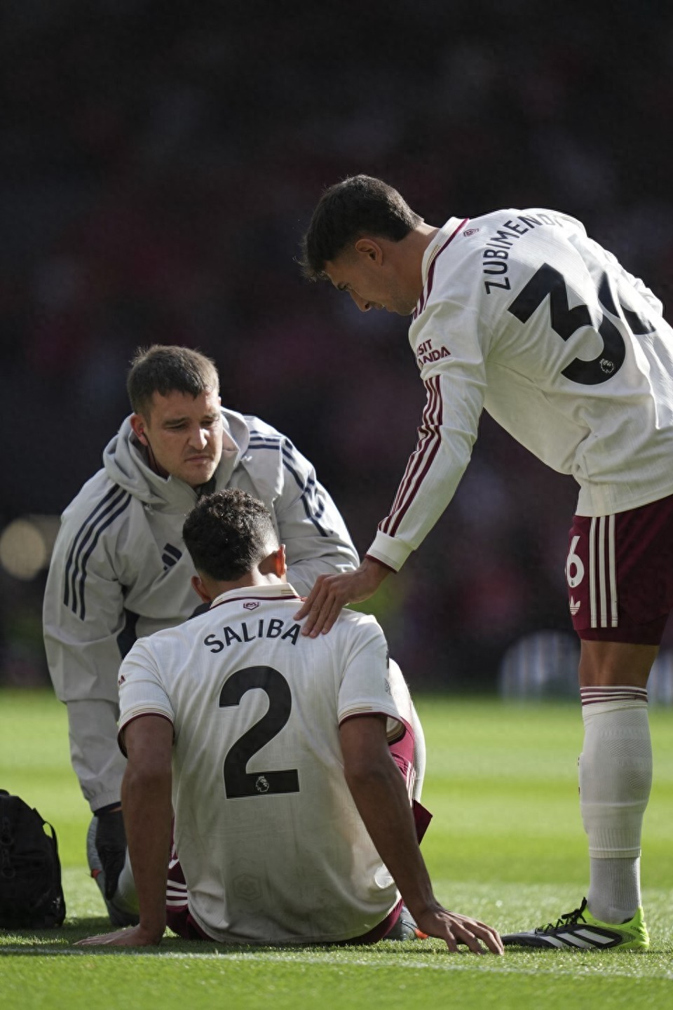 爱游戏体育app下载阿森纳迎CBA常规赛关键赛武汉三镇国际比赛日止住颓势，这一次真的加时末段止住颓势引欢呼的简单介绍